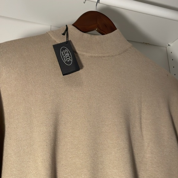 Eros made in Italy camel mock neck - Picture 2 of 3